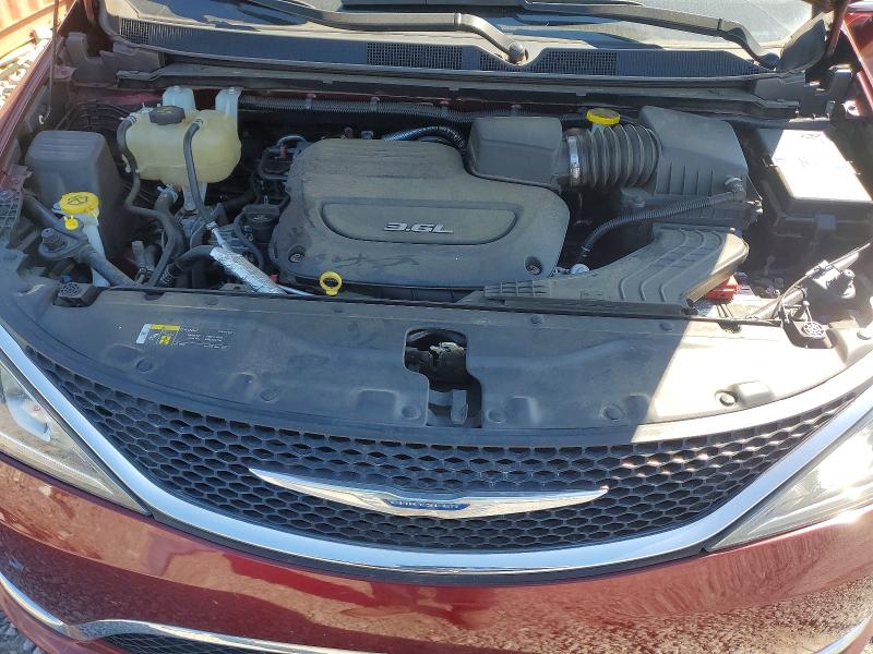Photo 12 from auction – 2018 CHRY PACIFICA with VIN 2C4RC1FG7JR129000