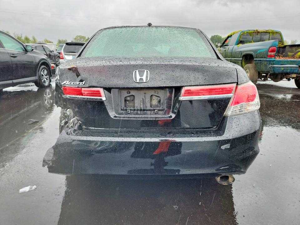 Photo 6 from auction – 2012 HONDA ACCORD with VIN 1HGCP2F89CA134992