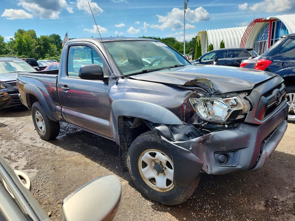 Photo 4 from auction – 2014 TOYOTA TACOMA with VIN 5TFPX4EN3EX022272