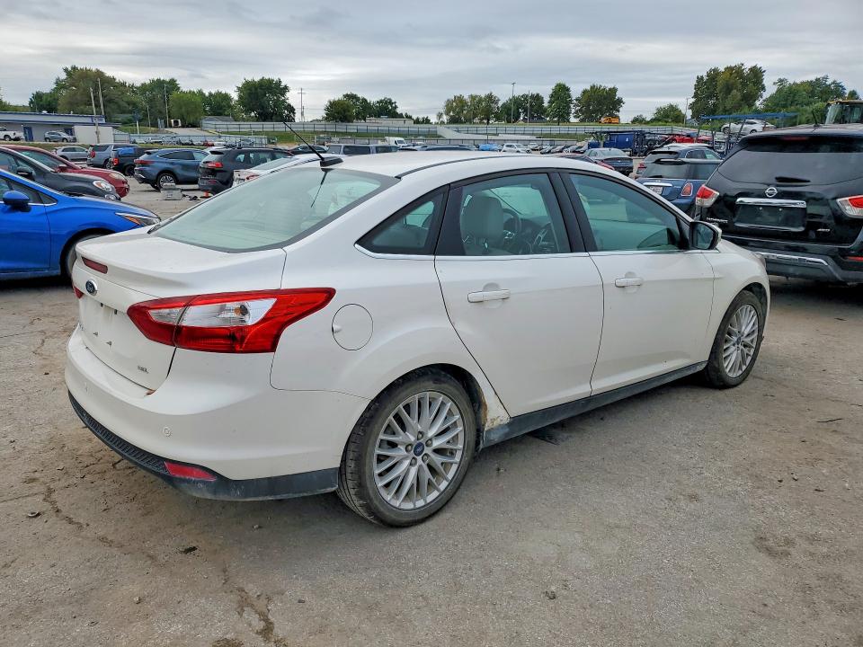 صورة رقم 3 من المزاد - 2012 FORD FOCUS مع VIN 1FAHP3H29CL278264