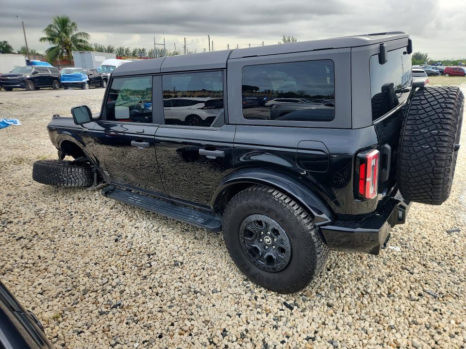 Photo 2 from auction – 2023 FORD BRONCO with VIN 1FMEE5DP7PLB43334
