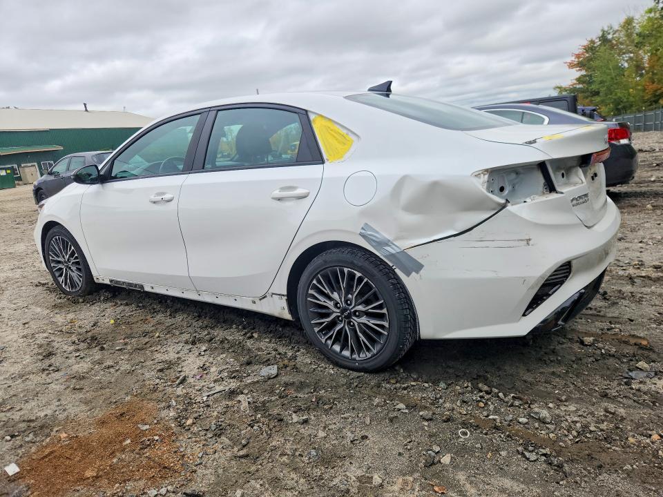 Фото 2 с аукциона – 2022 KIA FORTE с VIN 3KPF54AD8NE512205