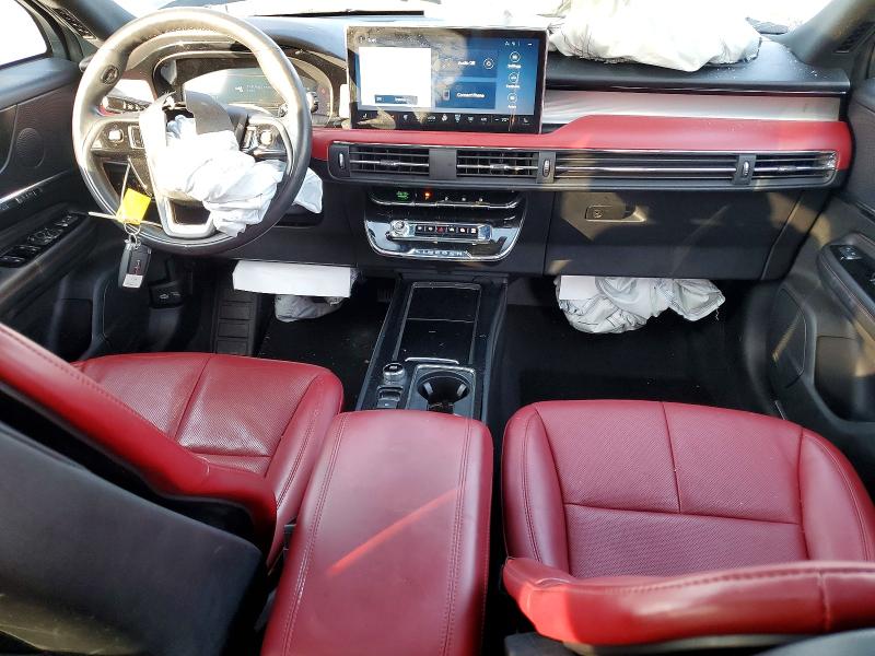 Снимка 8 от търг – 2024 LINCOLN CORSAIR с VIN 5LMCJ2DAXRUL14472