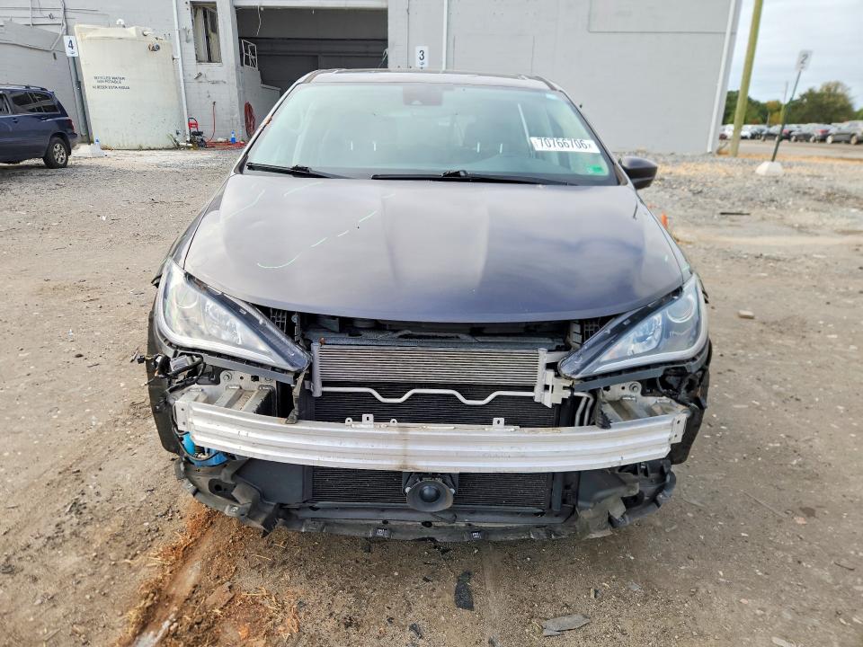 Снимка 5 от търг – 2019 CHRYSLER PACIFICA с VIN 2C4RC1FGXKR733612
