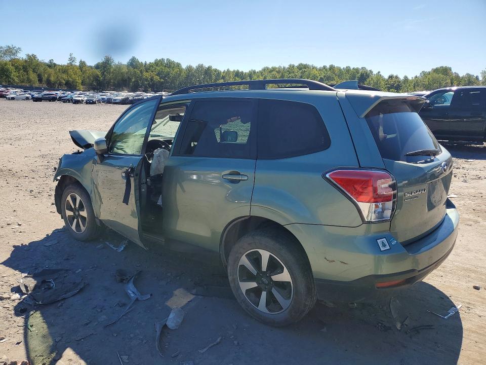 Zdjęcie 2 z aukcji – 2018 SUBARU FORESTER z VIN JF2SJAGC4JH472380