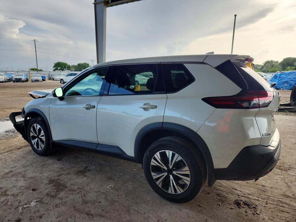 Photo 2 from auction – 2021 NISSAN ROGUE with VIN 5N1AT3BA5MC693005