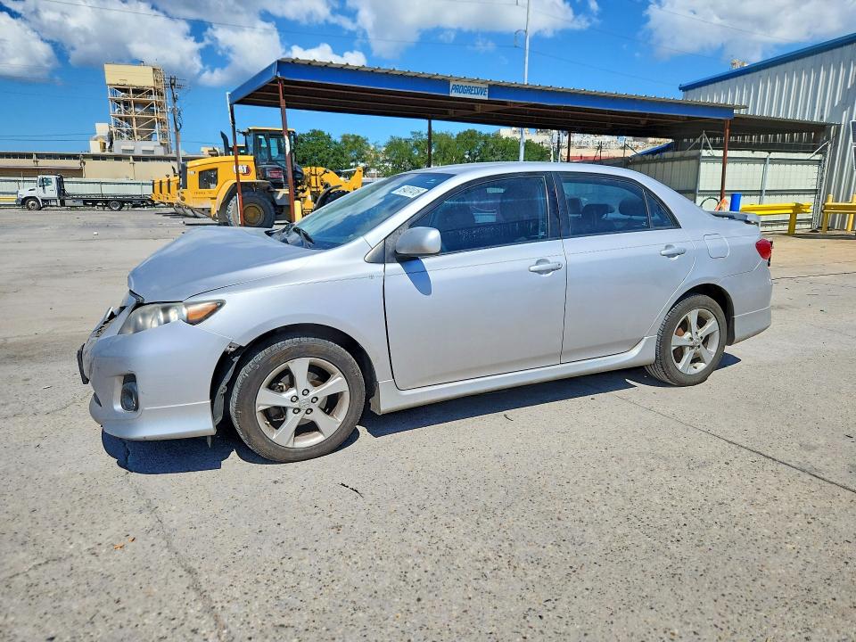Снимка 1 от търг – 2011 TOYOTA COROLLA с VIN 2T1BU4EE1BC706296