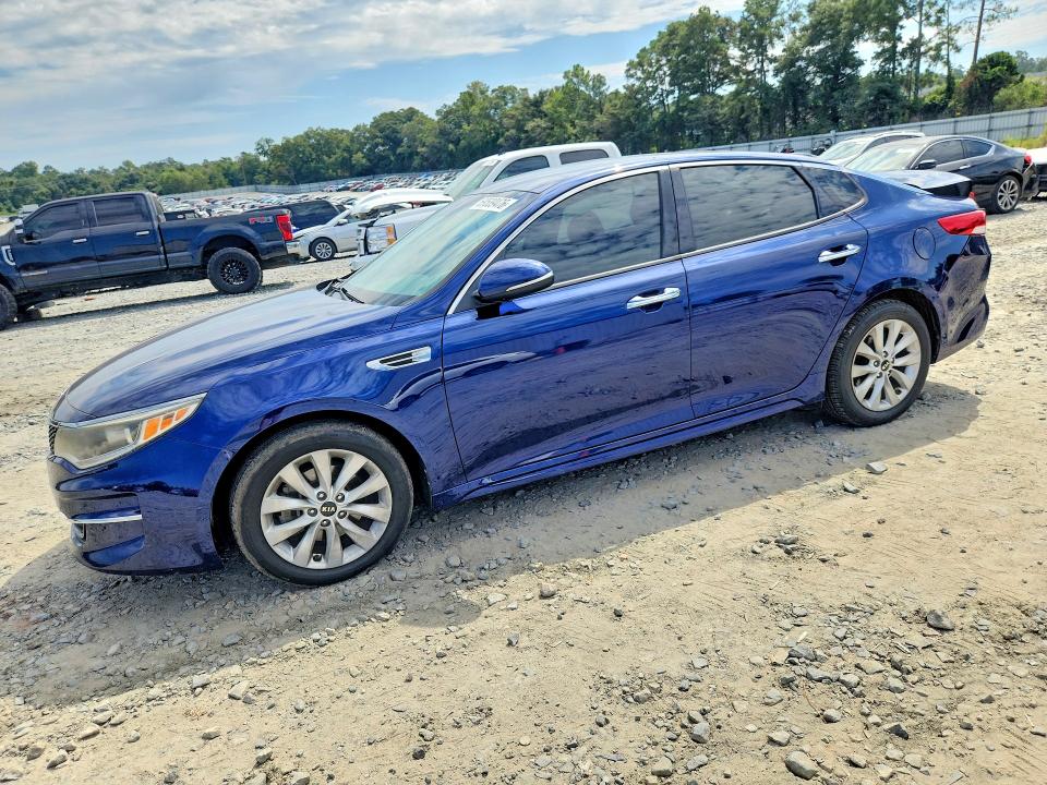 KIA OPTIMA 2018 with VIN 5XXGU4L32JG217243 - Photo from auction