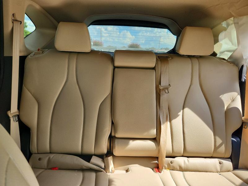 Photo 10 from auction – 2021 ACURA RDX with VIN 5J8TC2H30ML002917