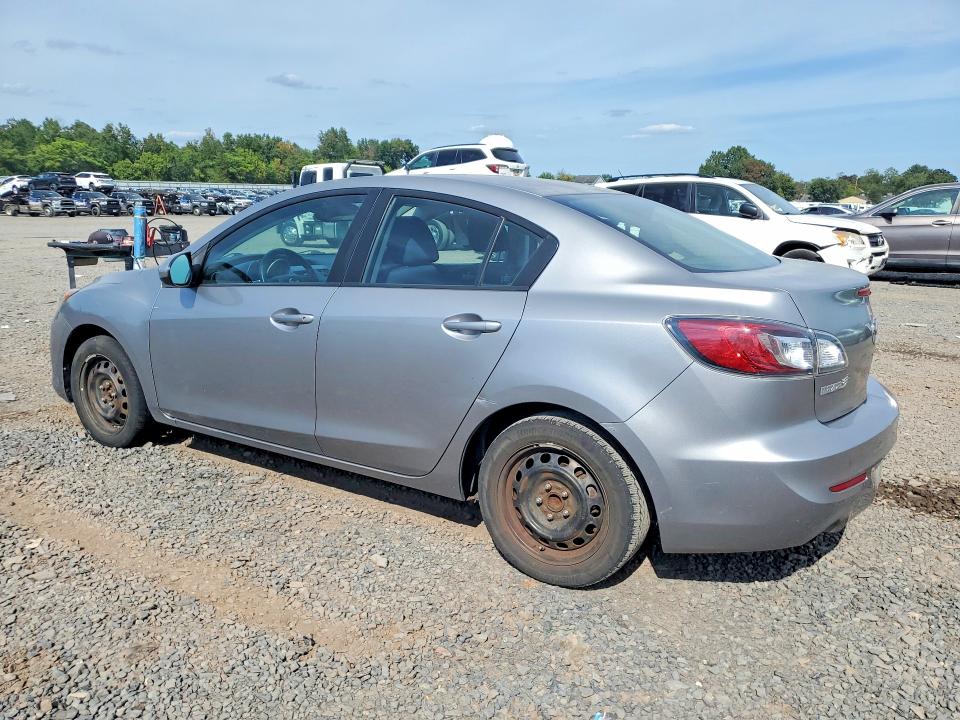 Foto 2 de la subasta – 2012 MAZDA 3 con VIN JM1BL1UG3C1518633