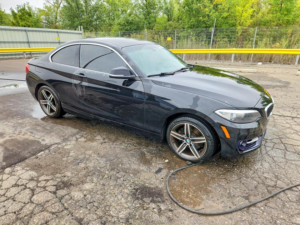Photo 4 from auction – 2016 BMW 228 with VIN WBA1G9C55GV726605