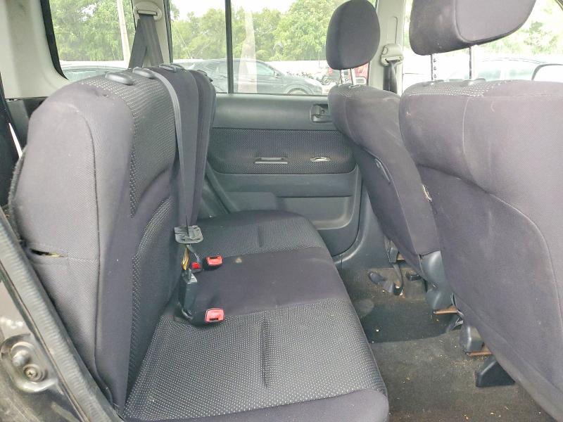 Photo 10 from auction – 2004 SCION XB with VIN JTLKT324240138411