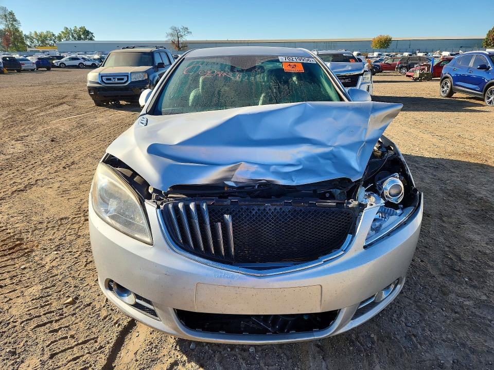 Снимка 5 от търг – 2014 BUICK VERANO с VIN 1G4PR5SK2E4133600