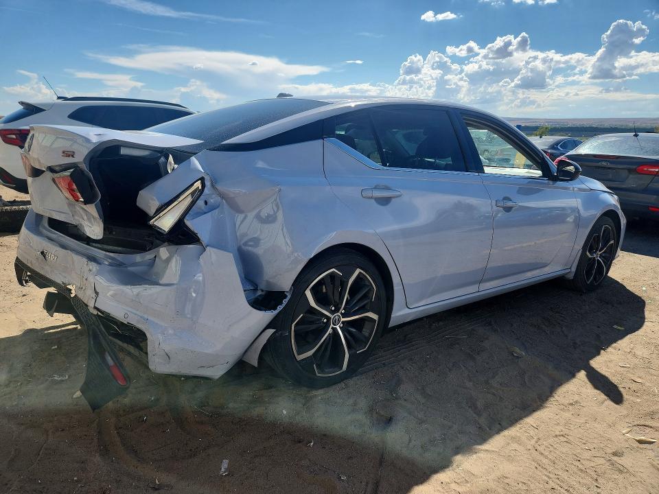 Photo 3 from auction – 2024 NISSAN ALTIMA with VIN 1N4BL4CV1RN404266