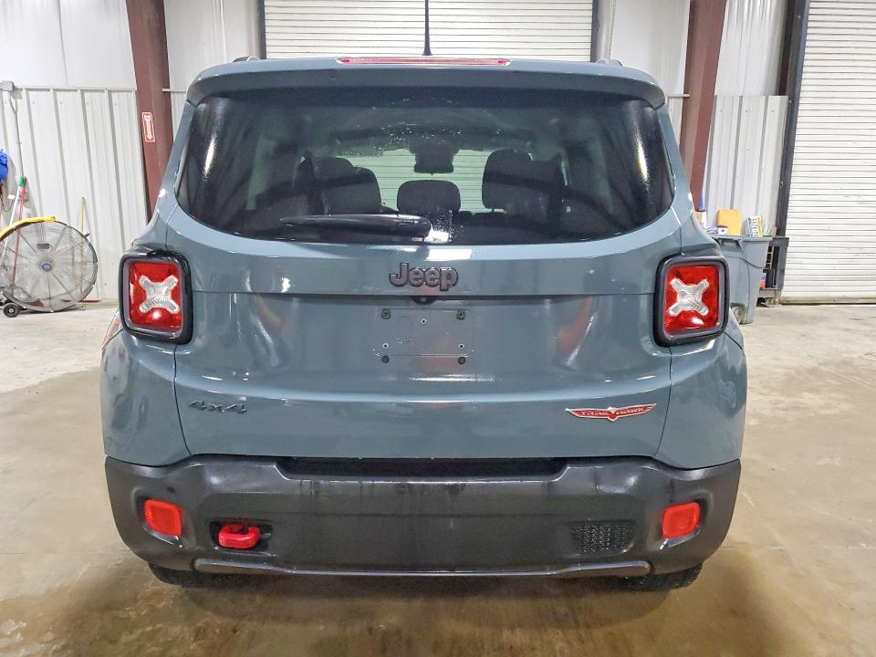 Photo 6 from auction – 2016 JEEP RENEGADE with VIN ZACCJBCT2GPD73184