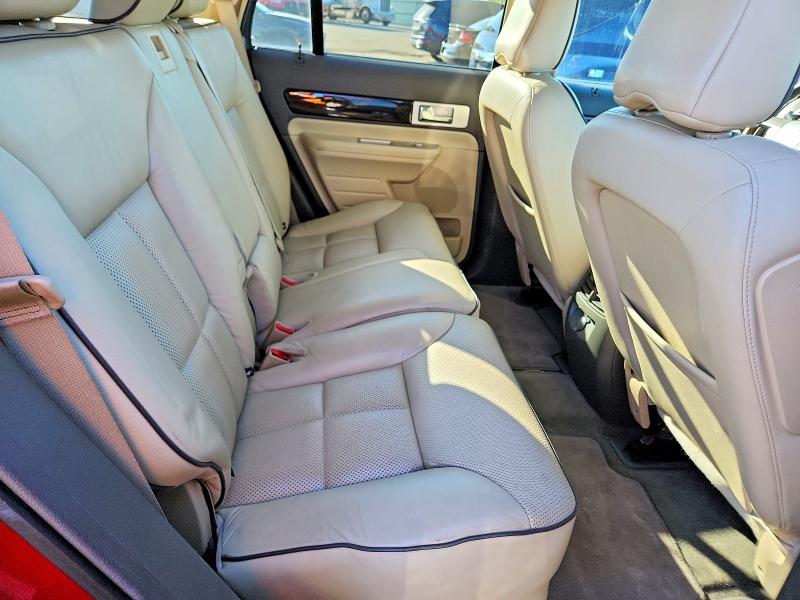Photo 11 from auction – 2010 LINCOLN MKX with VIN 2LMDJ6JCXABJ24223