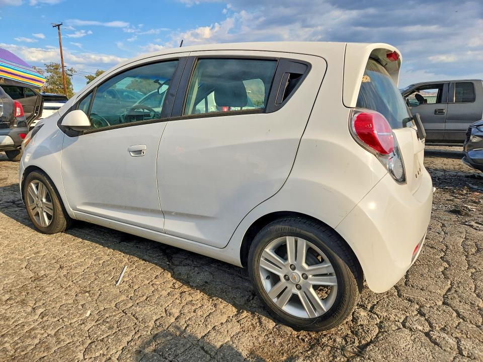 Photo 2 from auction – 2014 CHEVROLET SPARK with VIN KL8CB6S94EC454384
