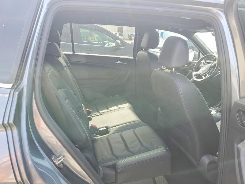 Снимка 11 от търг – 2018 VOLKSWAGEN TIGUAN с VIN 3VV4B7AX9JM190316