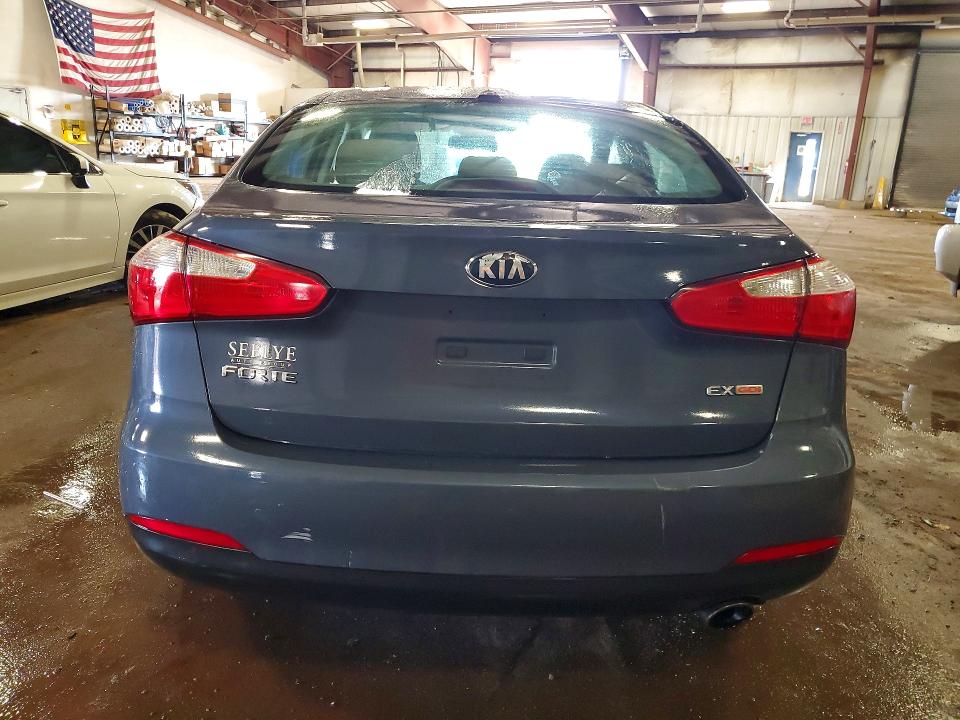 Photo 6 from auction – 2015 KIA FORTE with VIN KNAFX4A85F5293842