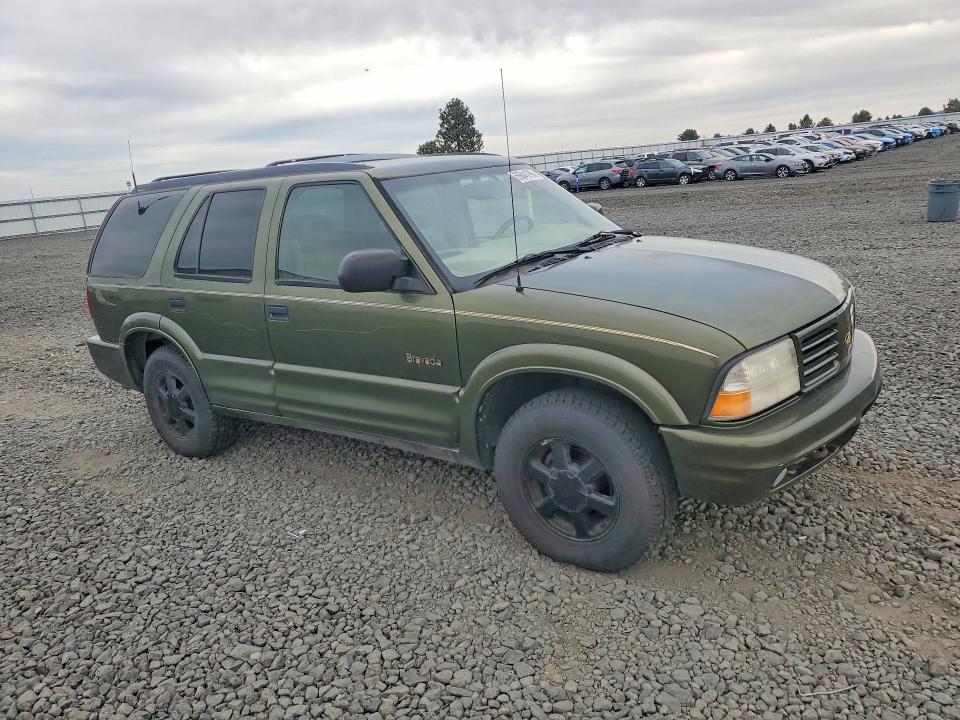 Photo 4 from auction – 2001 OLDSMOBILE BRAVADA with VIN 1GHDT13W512115840