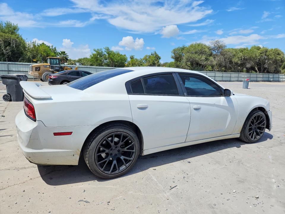 Снимка 3 от търг – 2013 DODGE CHARGER с VIN 2C3CDXBG0DH622530