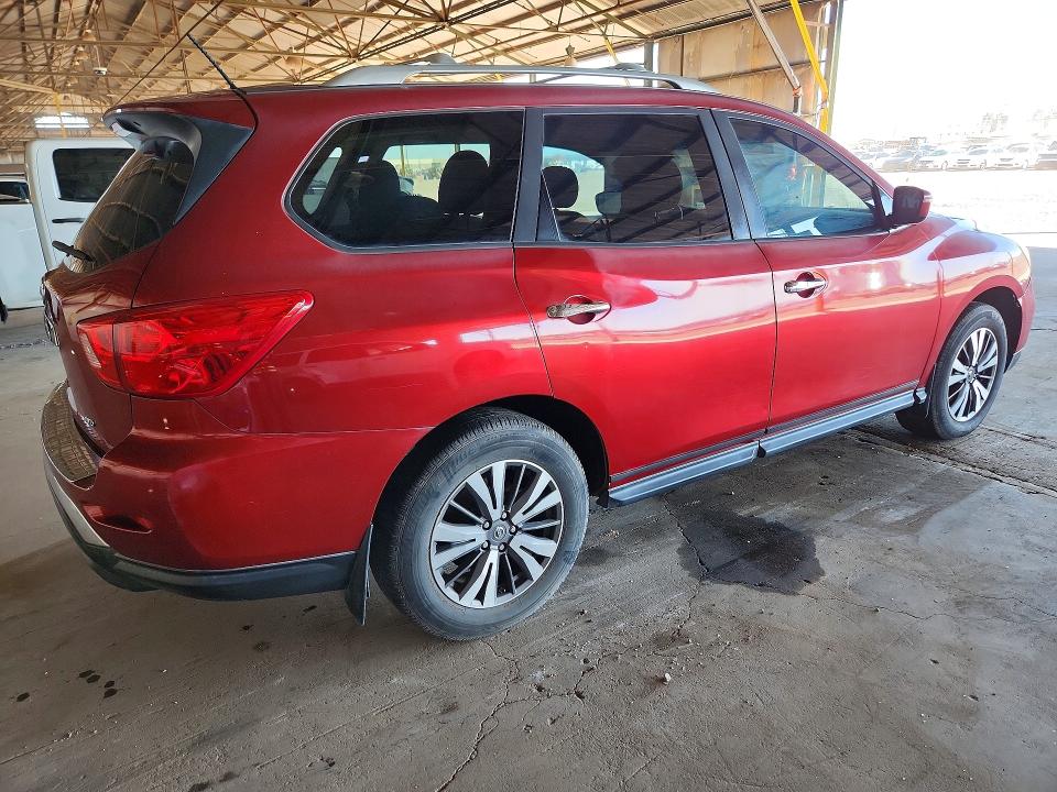 Photo 3 from auction – 2017 NISSAN PATHFINDER with VIN 5N1DR2MM0HC602063