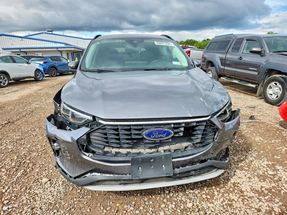 Photo 5 from auction – 2024 FORD ESCAPE with VIN 1FMCU9JA3RUA52527