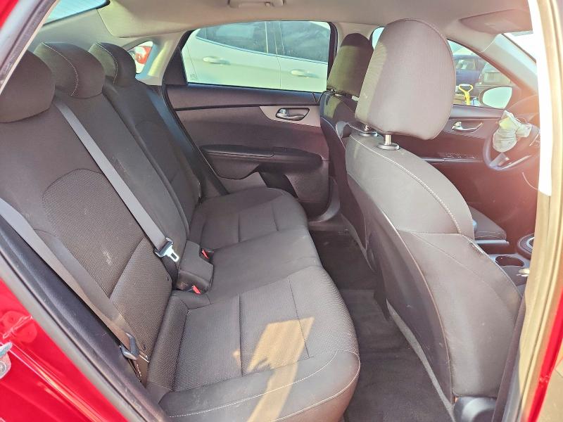 Foto 10 de la subasta – 2021 KIA FORTE con VIN 3KPF24AD0ME289049