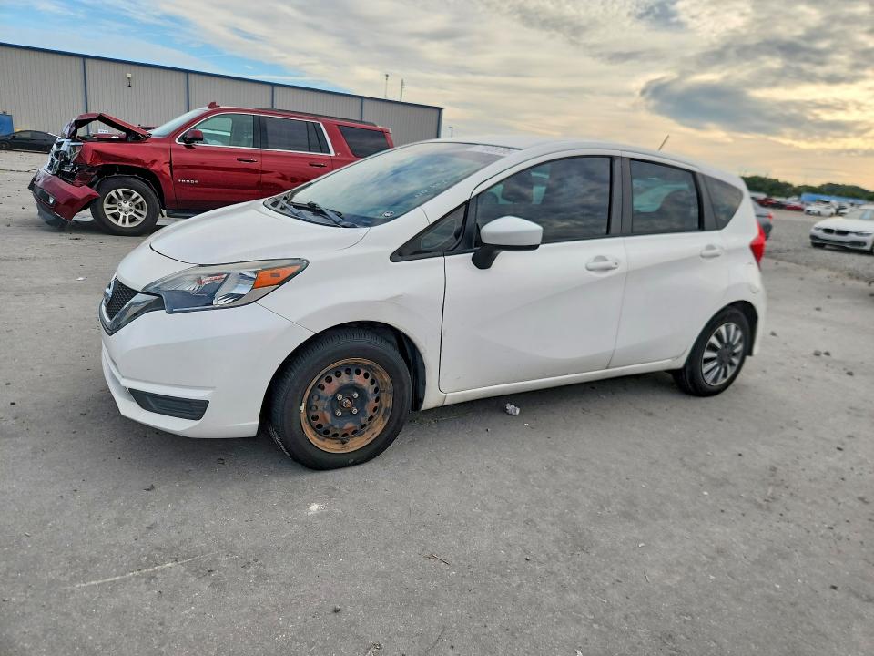 NISSAN VERSA NOTE 2017 с VIN 3N1CE2CPXHL367184 - Снимка от търг