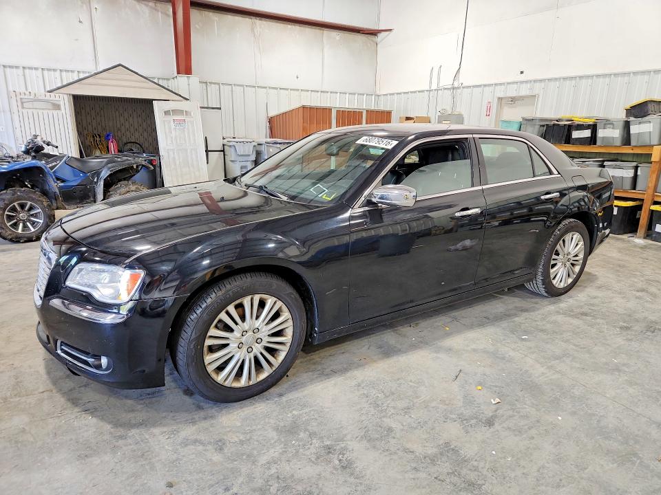 2013 CHRYSLER 300C - Търг №68079516