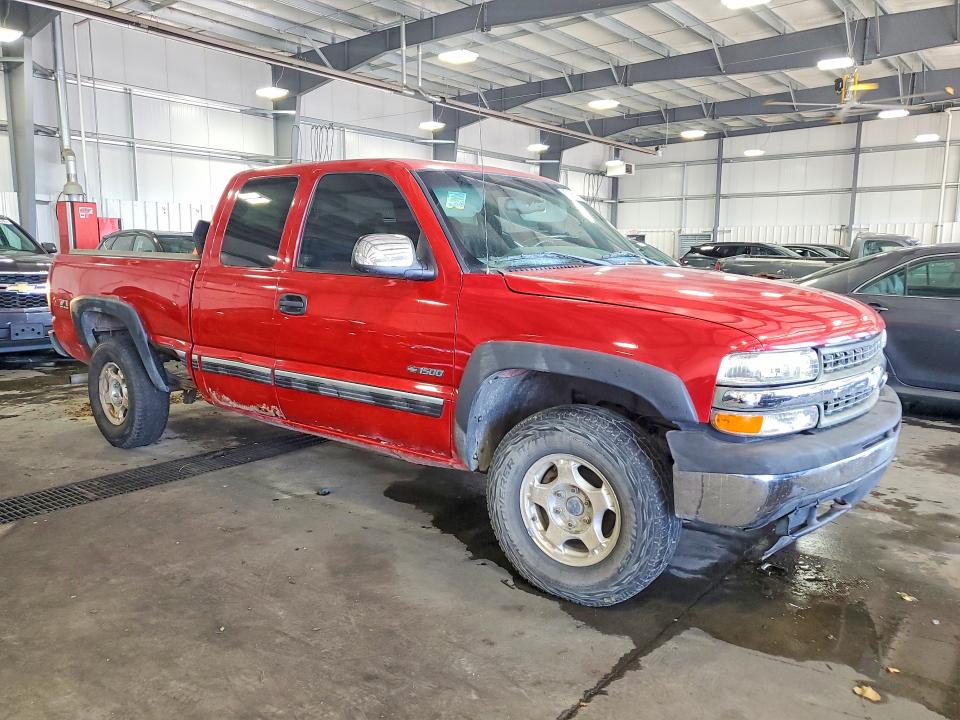 Photo 4 from auction – 2002 CHEVROLET SILVERADO with VIN 2GCEK19T621302404