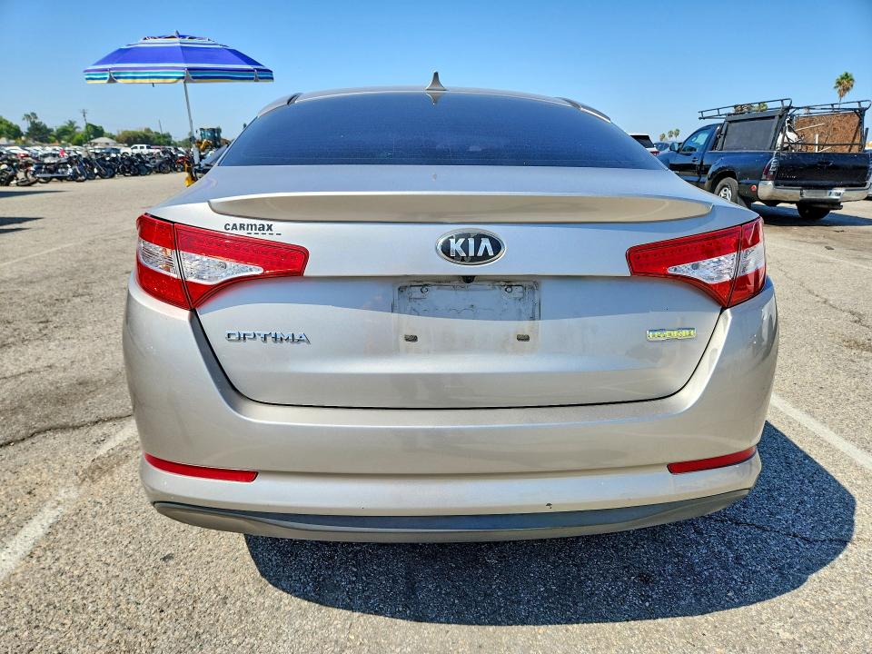 Фото 6 с аукциона – 2013 KIA OPTIMA с VIN KNAGM4AD1D5058801