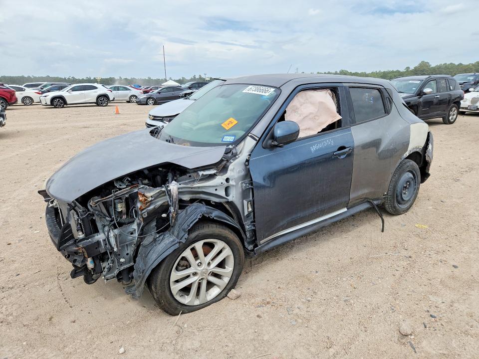 2016 NISSAN JUKE