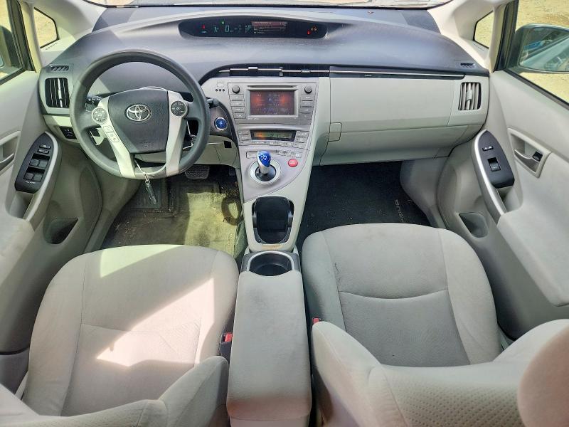 Photo 8 from auction – 2014 TOYOTA PRIUS with VIN JTDKN3DU7E1830100