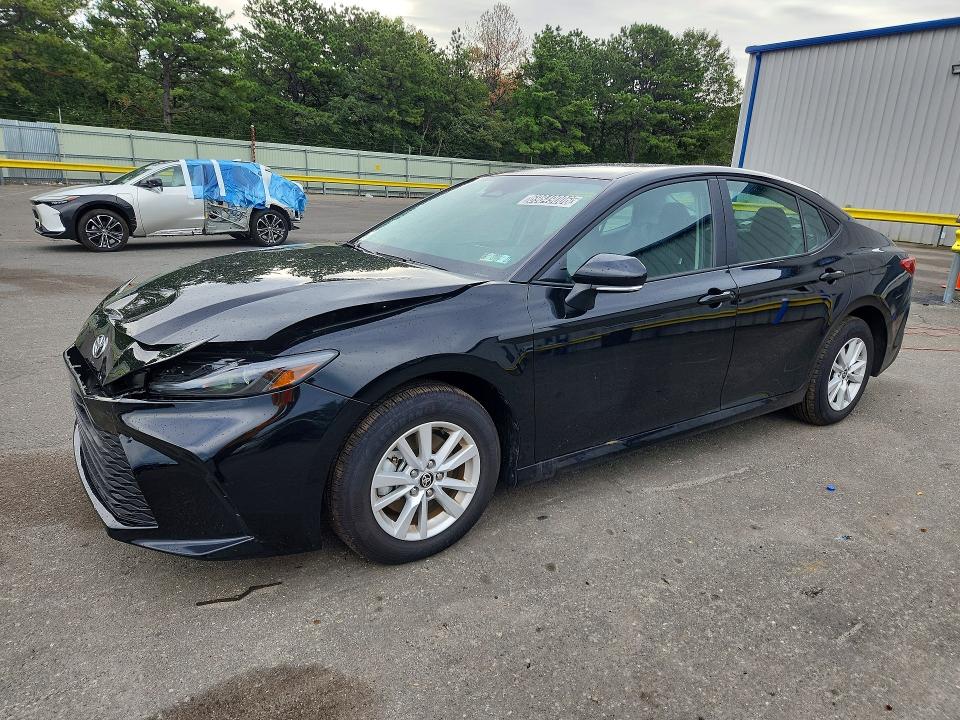 TOYOTA CAMRY 2026 z numerem VIN 4T1DBADK3TU058450 - Zdjęcie z aukcji