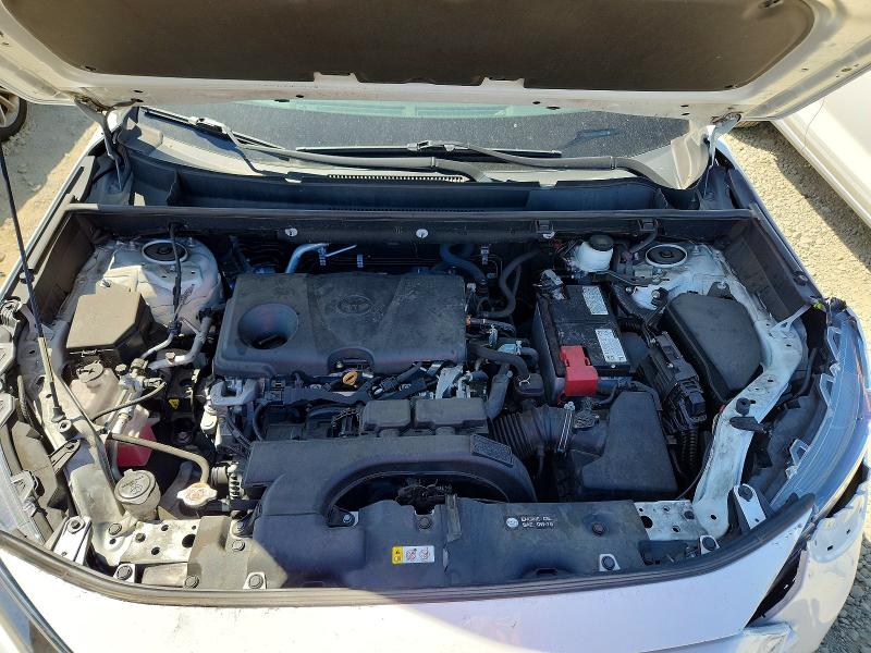 Photo 12 from auction – 2021 TOYOTA RAV4 with VIN 2T3P1RFV3MC203860