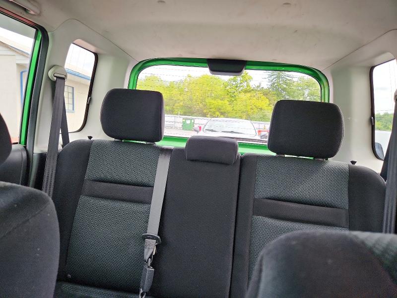 Zdjęcie 10 z aukcji – 2006 SCION XB z VIN JTLKT324864072958