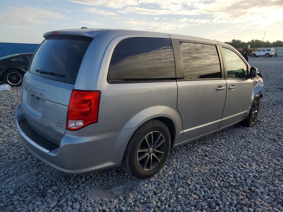 Фото 3 с аукциона – 2018 DODGE GRAND CARAVAN с VIN 2C4RDGEG4JR214880