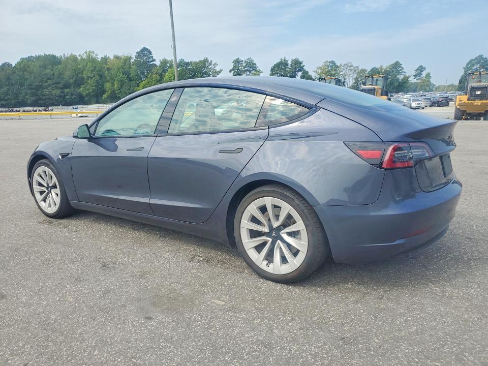 Снимка 2 от търг – 2023 TESLA MODEL 3 с VIN 5YJ3E1EA0PF414185