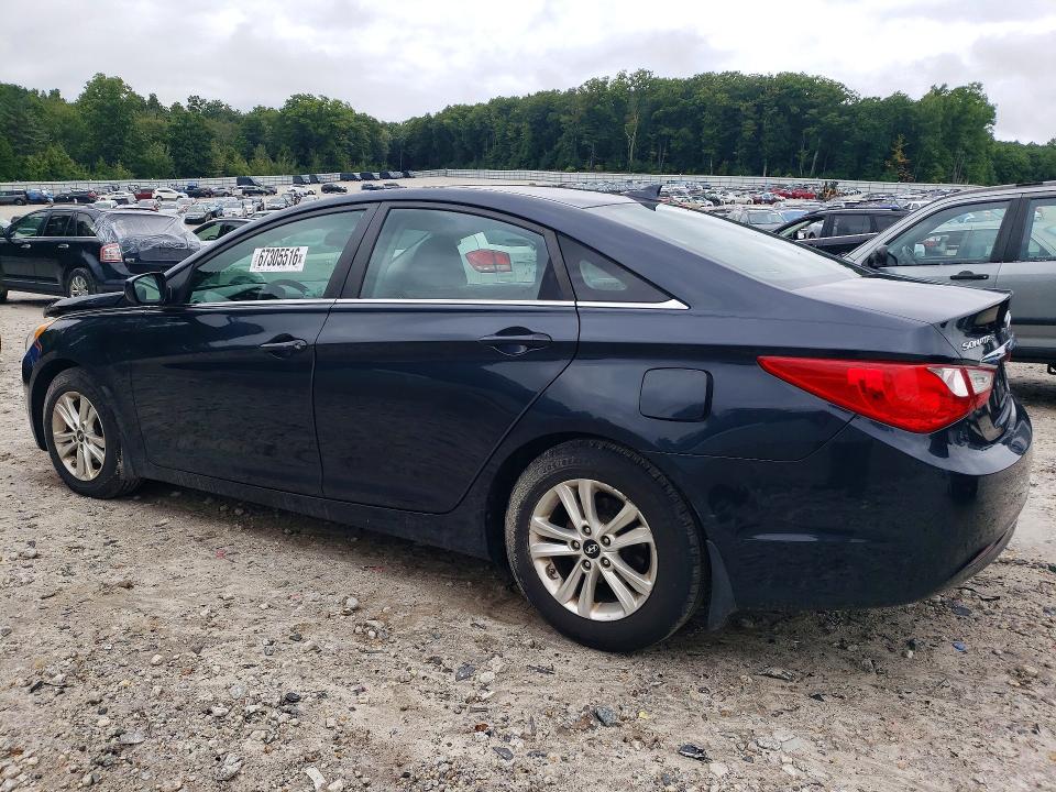 Photo 2 from auction – 2013 HYUNDAI SONATA with VIN 5NPEB4AC2DH662851