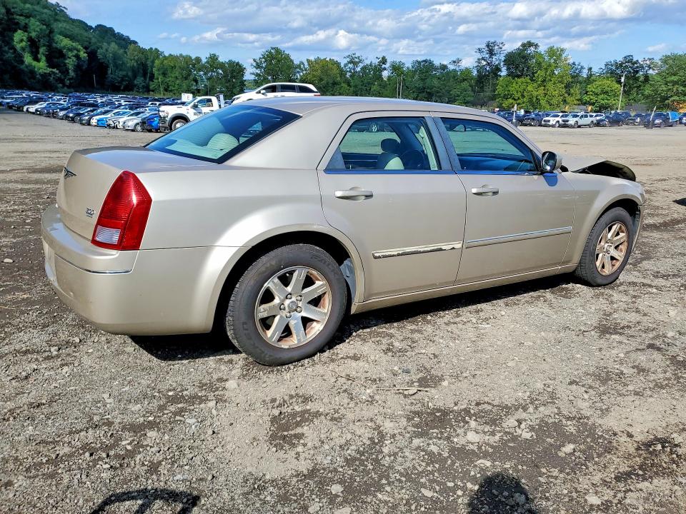 Photo 3 from auction – 2006 CHRYSLER 300 with VIN 2C3LA53G66H143348