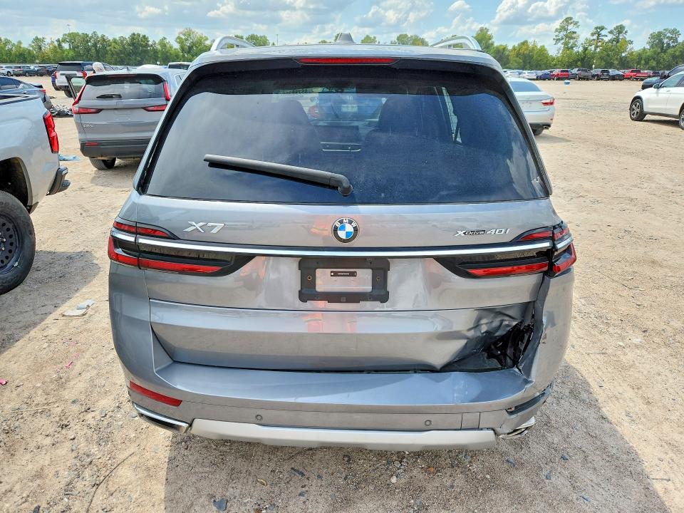 صورة رقم 6 من المزاد - 2025 BMW X7 مع VIN 5UX23EM07S9X18195
