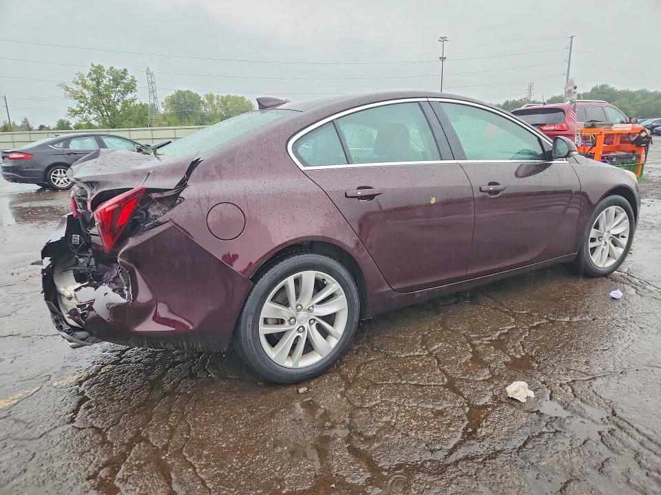 Photo 3 from auction – 2017 BUICK REGAL with VIN 2G4GR5GXXH9138906