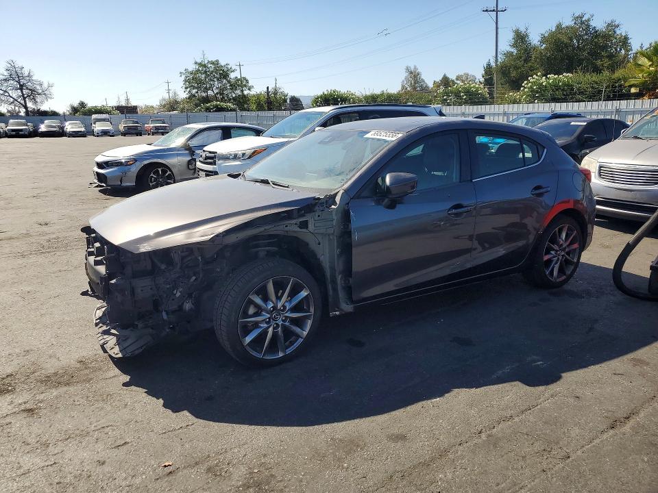 MAZDA 3 2018 with VIN 3MZBN1L30JM249383 - Photo from auction