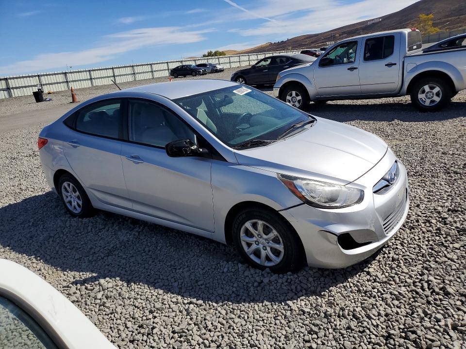 Photo 4 from auction – 2014 HYUNDAI ACCENT with VIN KMHCT4AE0EU704815