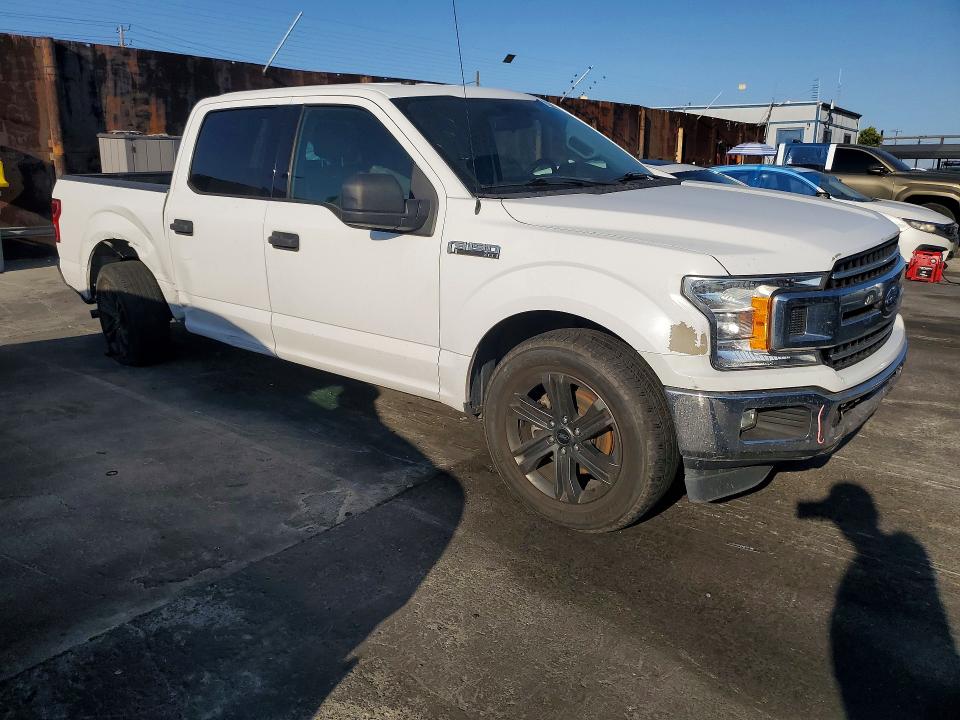 صورة رقم 4 من المزاد - 2018 FORD F150 مع VIN 1FTEW1CB7JKD84596