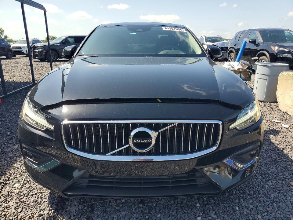 Photo 5 from auction – 2019 VOLVO S60 with VIN 7JRA22TL5KG010468