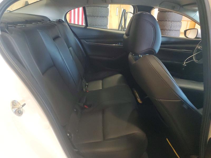 Photo 10 from auction – 2022 MAZDA 3 with VIN 3MZBPABL7NM309497