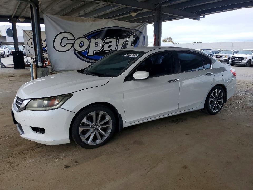 HONDA ACCORD 2014 with VIN 1HGCR2F55EA217600 - Photo from auction