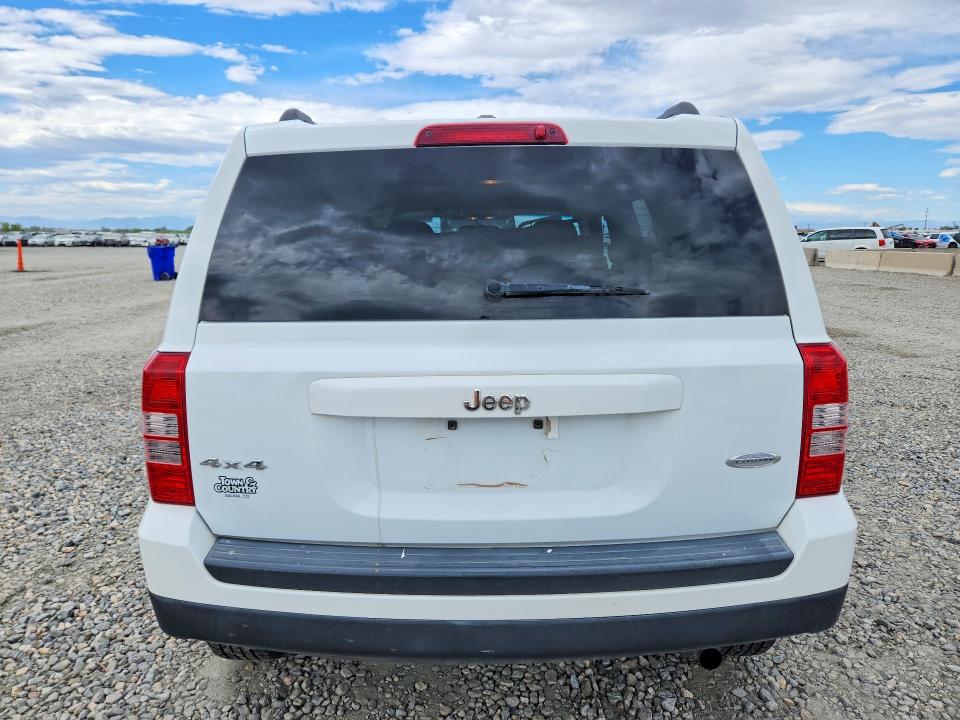Photo 6 from auction – 2015 JEEP PATRIOT with VIN 1C4NJRFB5FD379482